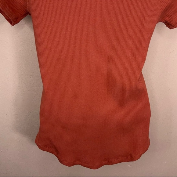 Large FittedMaurices Brick Orange Reddish Tee Short Sleeve Stretch Ribbed Casual - Picture 9 of 12